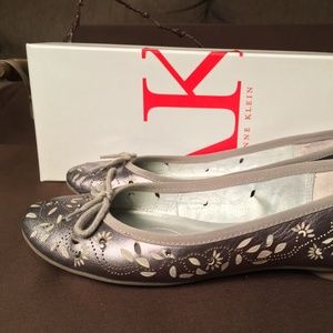 Anne Klein Precious Pewter flats